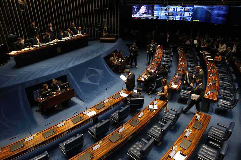 Senado aprova texto-base da reforma da Previdência