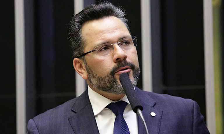 DEM promete punição em caso de “laranja”