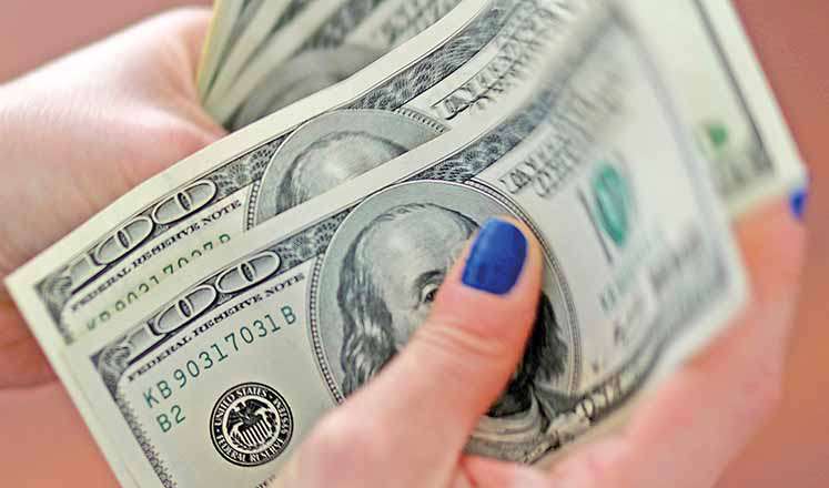 Dólar tem queda e fecha segunda semana consecutiva em desvalorização