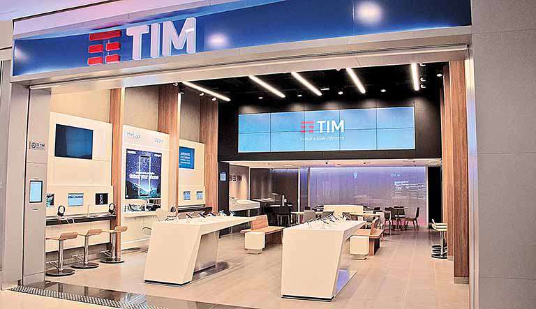 Lucro ajustado da TIM dispara 61%