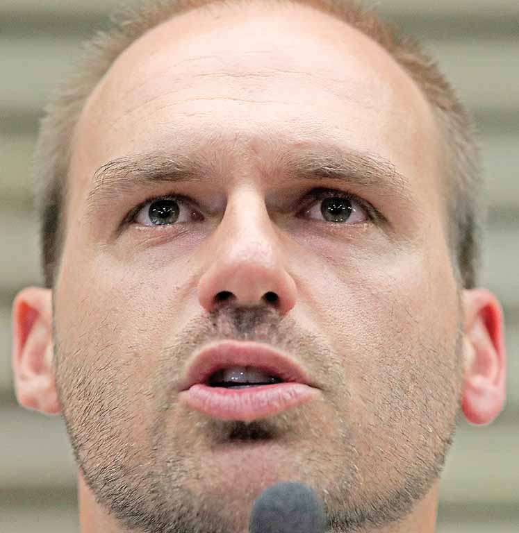 Conselho de Ética  abre processo contra Eduardo Bolsonaro