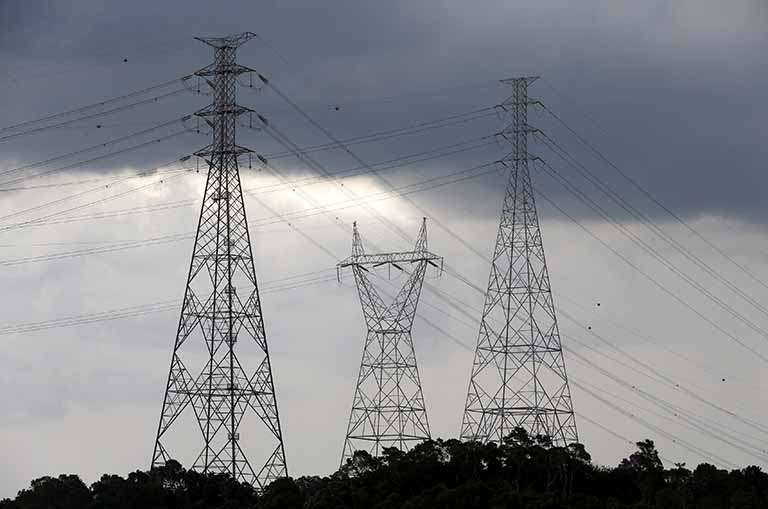 Elétricas veem inadimplência com conta de luz subir em setembro