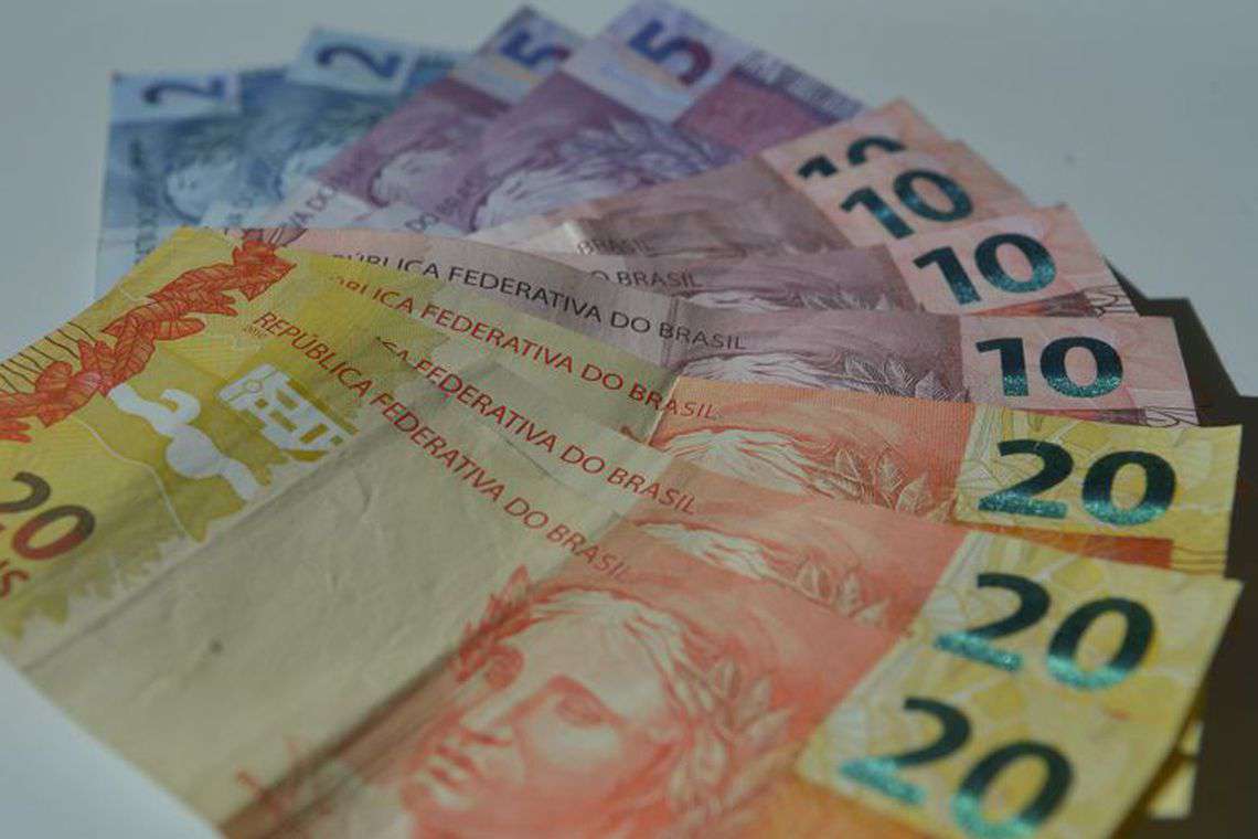 Índice usado como referência para reajuste salarial tem variação de 2,76%