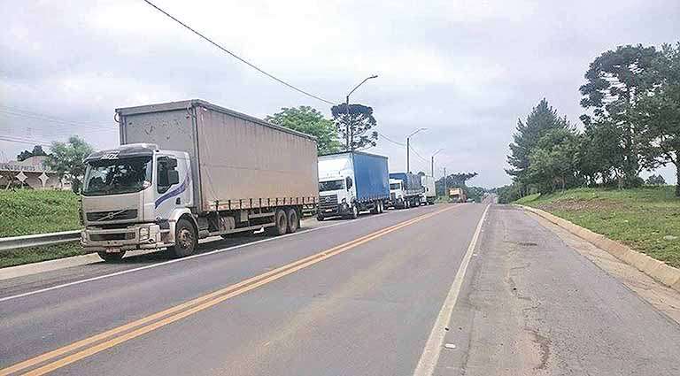 As transportadoras de cargas do Estado reviram as projeções pessimistas diante da melhoria da conjuntura econômica nacional - Crédito: Comando Nacional do Transporte