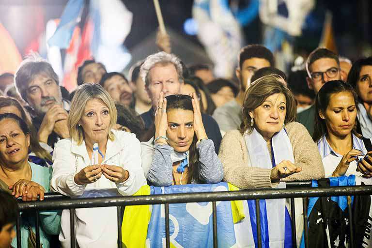 Disputa acirrada adia resultado de eleições presidenciais no Uruguai