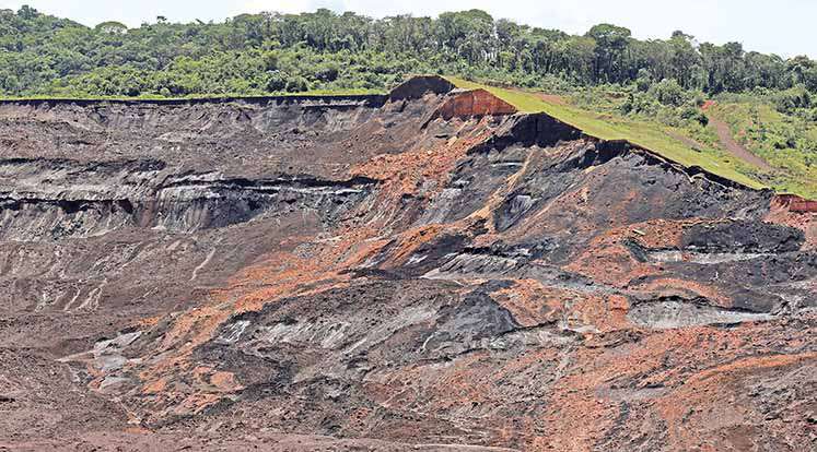 Quatro barragens estão em  situação de alto risco em Minas