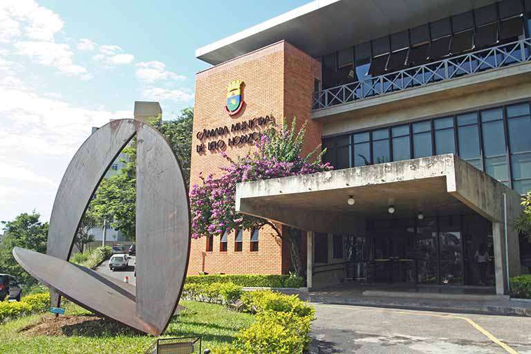 Vereadores aprovam mudança no projeto do orçamento impositivo