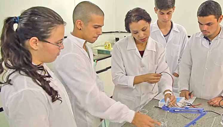 Estado abre inscrições para os cursos técnicos gratuitos do Trilhas de Futuro