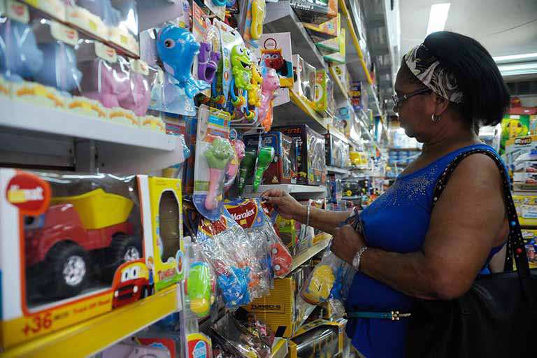 Intenção de consumo das famílias tem o melhor resultado desde 2015