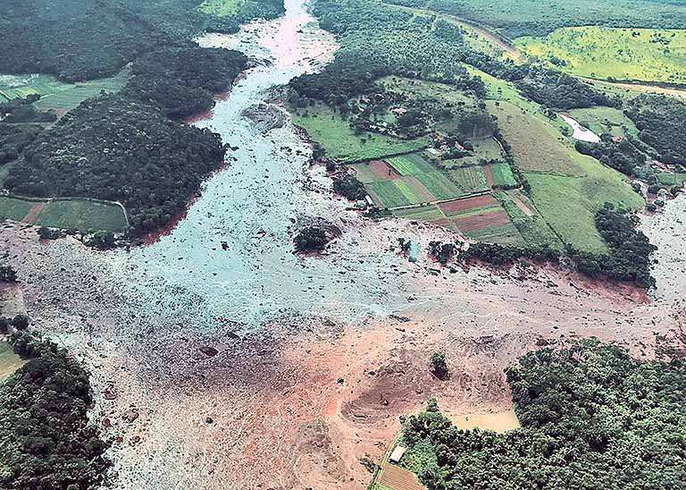 Um ano após o rompimento da barragem da Vale em Brumadinho, as mineradoras estão sob nova legislação - Crédito: Isac Nóbrega/PR