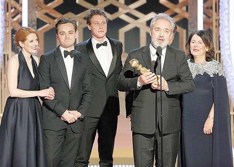 Globo de Ouro tem noite de surpresas com “1917”