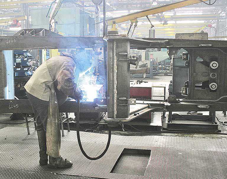 Produção industrial avança em Minas