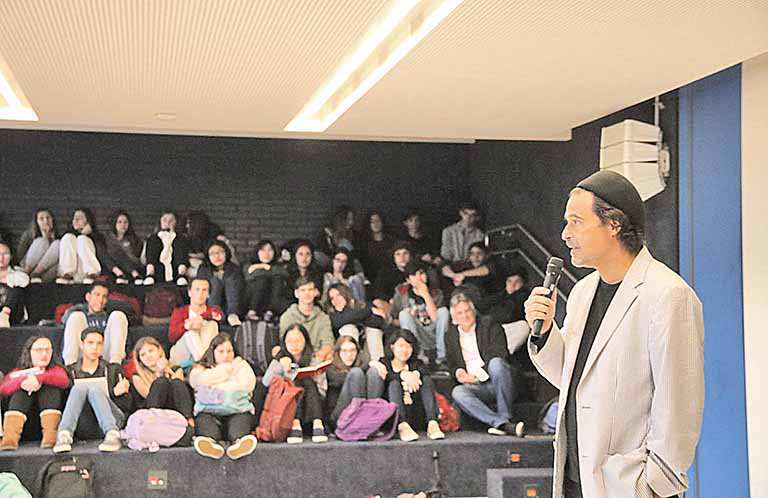 VIVER EM VOZ ALTA | José Eduardo Agualusa