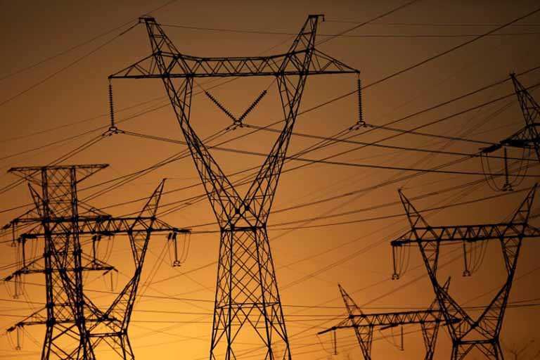 Liberalização do setor energético avança no Congresso