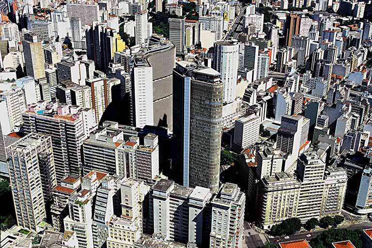 Dívidas condominiais podem gerar penhora de imóvel, decide o STJ