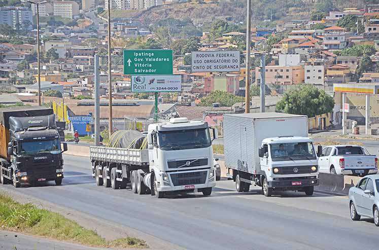 Setor de serviços registra retrocesso de 1,1% no Estado, aponta o IBGE