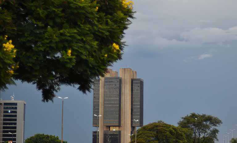 Adoção do open banking fica para fevereiro