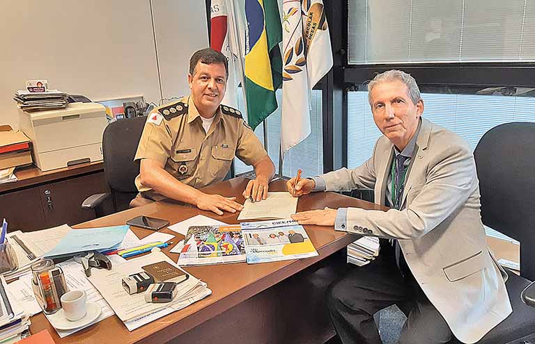 Parceria com o Colégio Tiradentes da PMMG