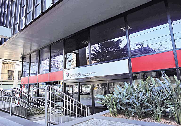 BDMG lança linhas de crédito especiais voltadas para empresas da área de saúde