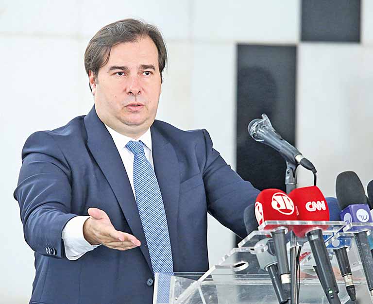 Maia afirma que Câmara pode apresentar projeto sobre os contratos de trabalho