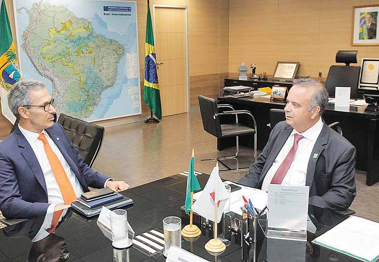 Governador vai a Brasília em busca de recursos para municípios afetados pelas chuvas