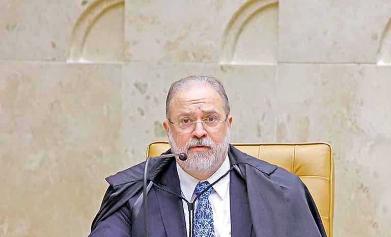 Isolamento cabe ao Executivo, diz PGR