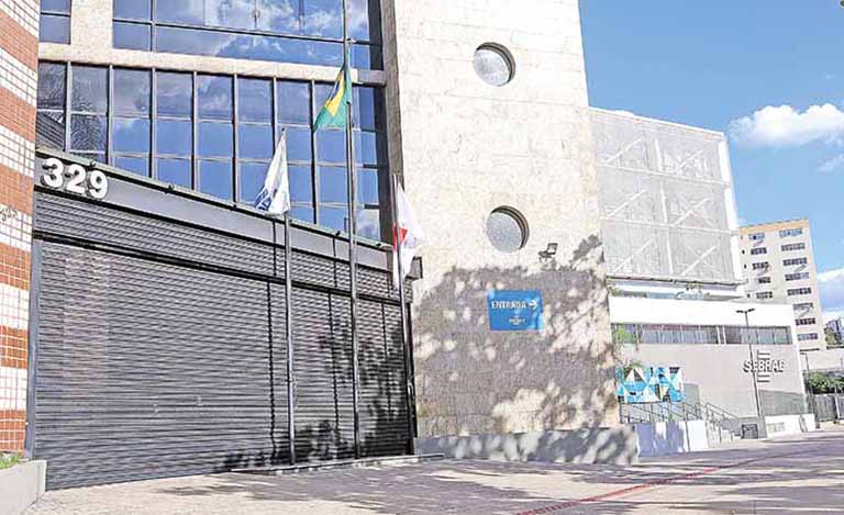 Caixa e Sebrae fecham convênio por crédito a MPEs