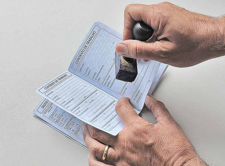 Mais de 88 mil empregos formais foram extintos em Minas Gerais