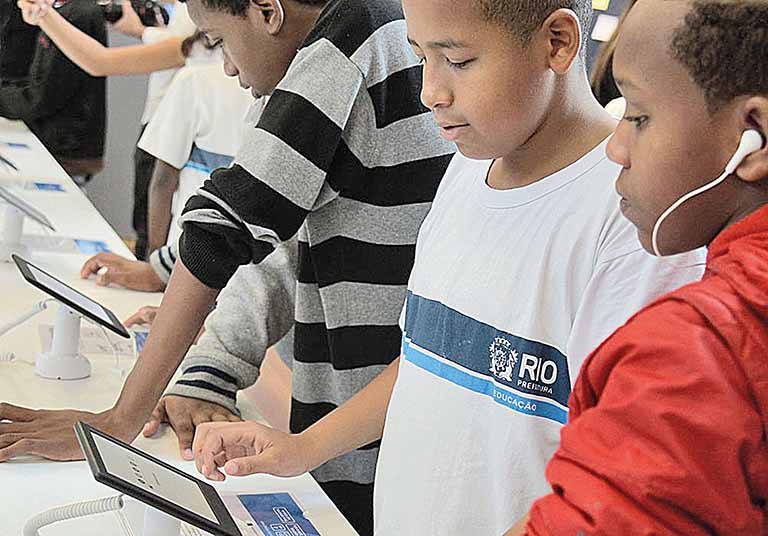 Falta acesso à internet para faixa de 9 a 17 anos