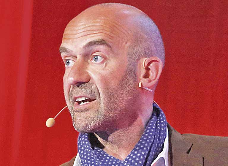 Hortas produzem alimentos nas cidades