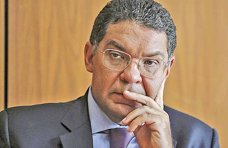 Saída de Mansueto se torna revés em meio à pandemia