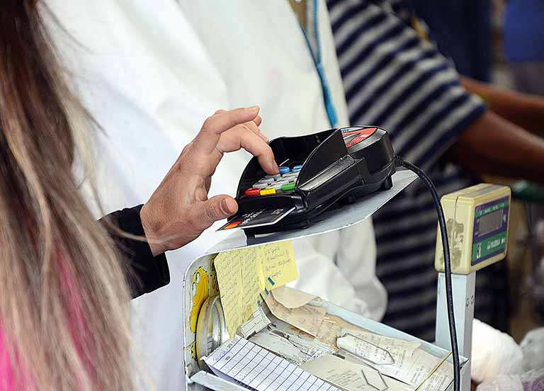 PIX pode concorrer com cartão de crédito