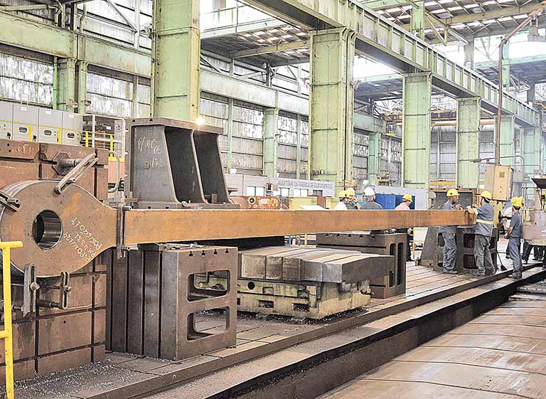 Usiminas Mecânica pode dispensar 700 metalúrgicos, afirma sindicato