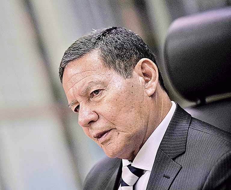 Mourão afirma que após normalização, esforço será aprovar reformas