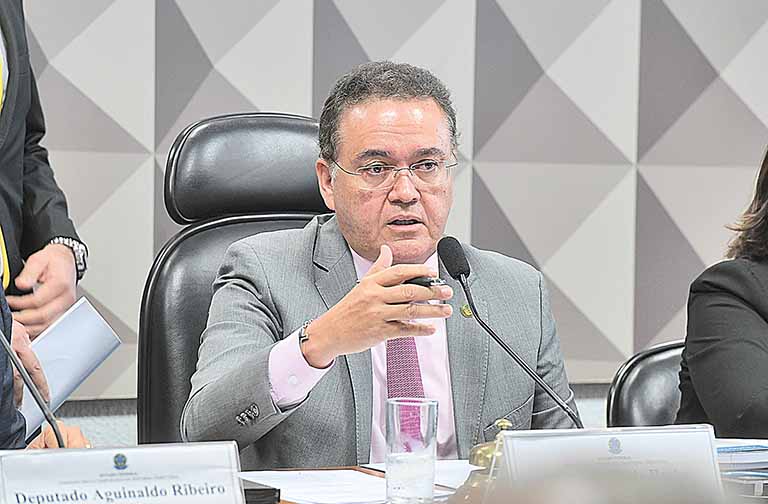 Mudanças no sistema tributário do País devem ser votadas em outubro