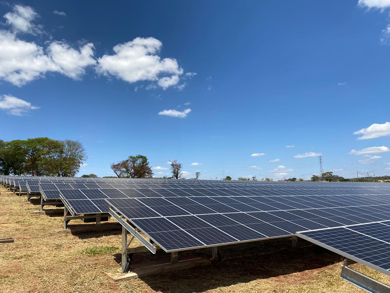 Alsol inaugura usina solar fotovoltaica em Uberlândia
