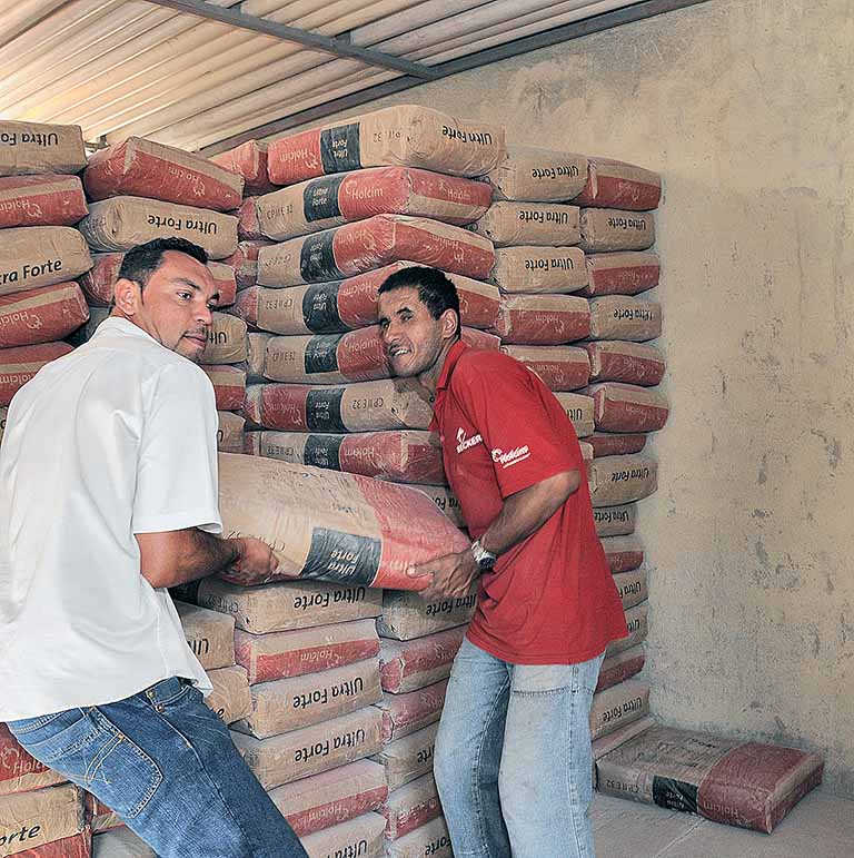 Vendas de cimento sobem em março, mas nos próximos meses devem ser de desaceleração