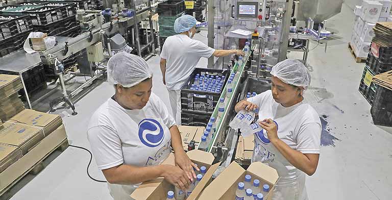 Produção da indústria volta a crescer no País após três meses de queda