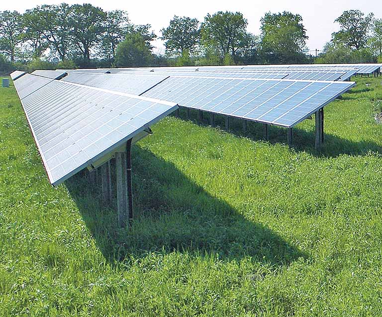 Projeto que desonera energia limpa vai a Plenário