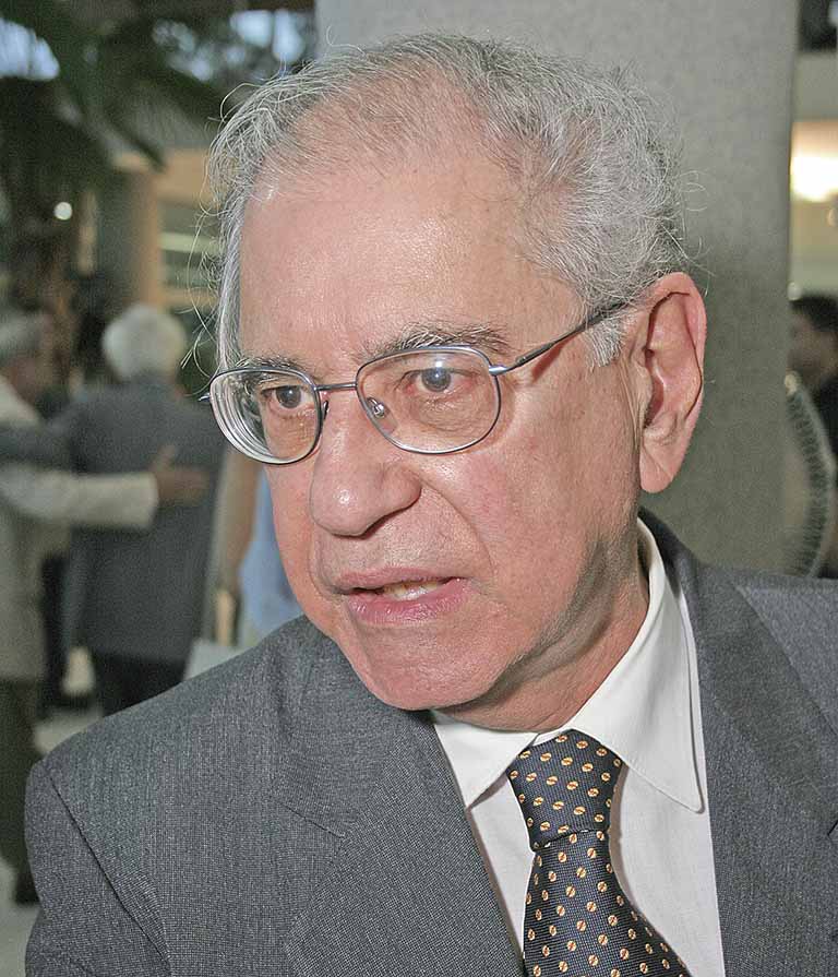 VIVER EM VOZ ALTA | “O Paraíso Perdido”, de José Henrique Santos