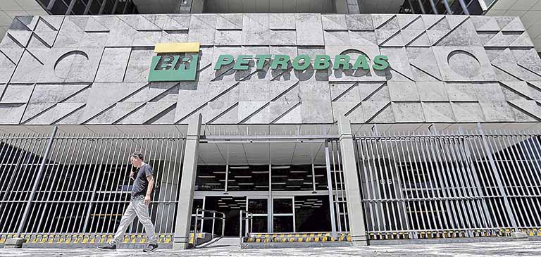 Petrobras assina contrato de US$2,3 bi para 8ª unidade do campo de Búzios