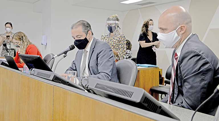 Lei sobre temporários pode ir a plenário