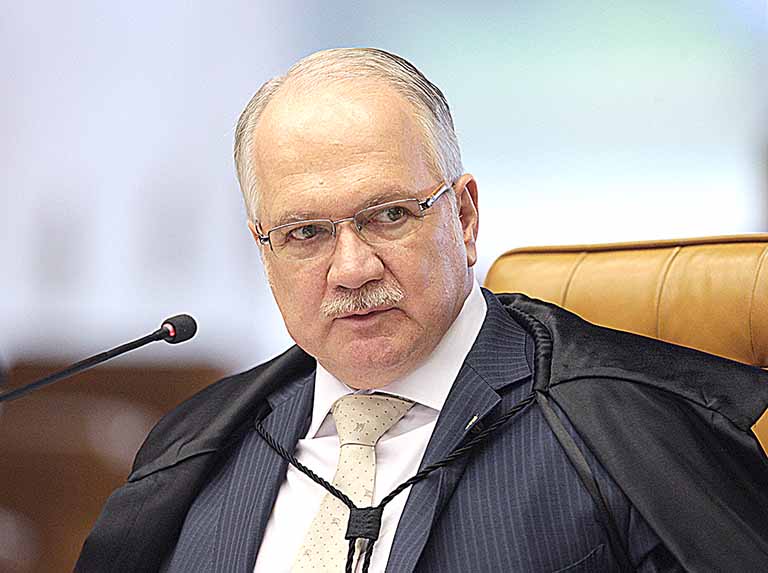 Supremo adia conclusão do julgamento de legalidade