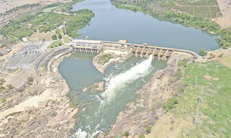 Câmara aprova MP que reduz tarifas de energia