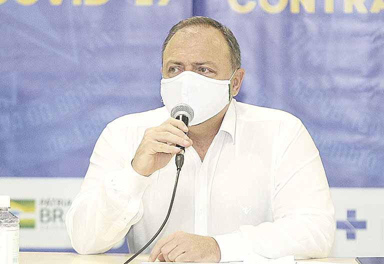 Ministro da Saúde defende o distanciamento social
