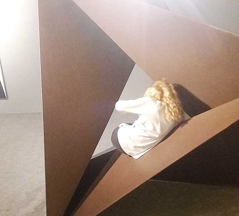 Exposição “Amilcar de Castro” faz oficinas virtuais