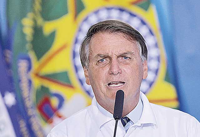 Bolsonaro pode criar três ministérios se eleger aliados no congresso