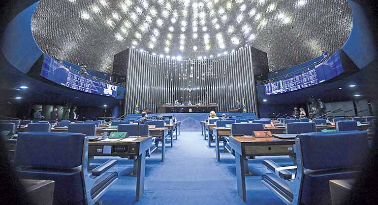 Convocação extraordinária ganha apoio no Senado