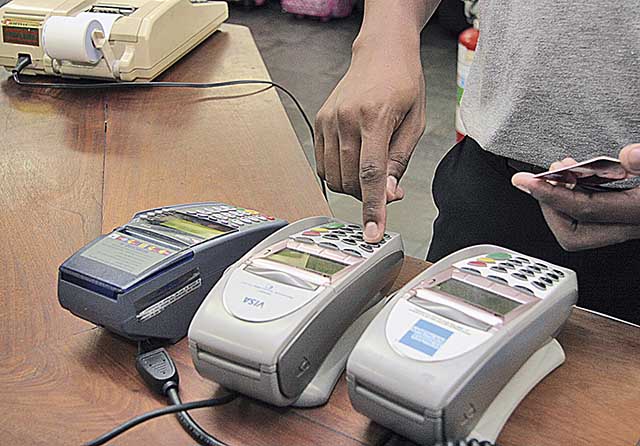 Registro dos recebíveis de cartões de crédito é adiado