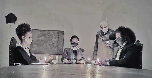 Peça de teatro transita entre mistério e suspense